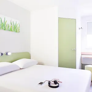 2* Hotel Ibis Budget Marseille Aeroport Provence